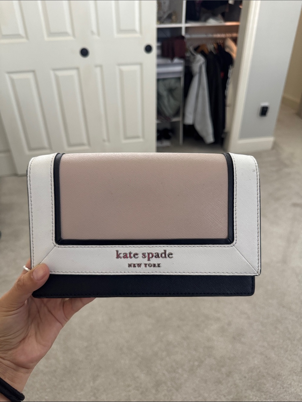 kate spade Blush White Black Colorblock Leather Wallet Crossbody